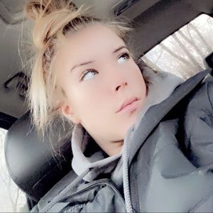 Meet your Posher, Michaela